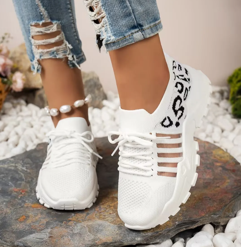 🌸 Spring Sale – Up to 45% OFF❤️ AirFlow™ Breathable Walking Sneakers – All-Day Comfort & Arch Support